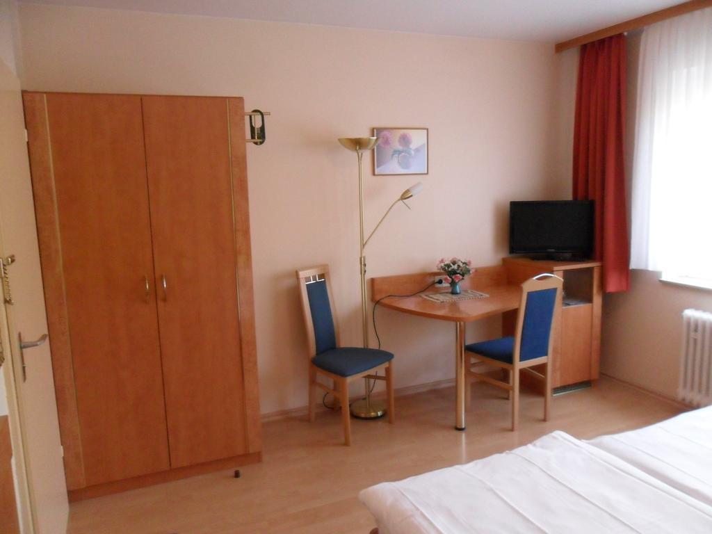 Hotel Europa Πφορτζχάιμ Εξωτερικό φωτογραφία
