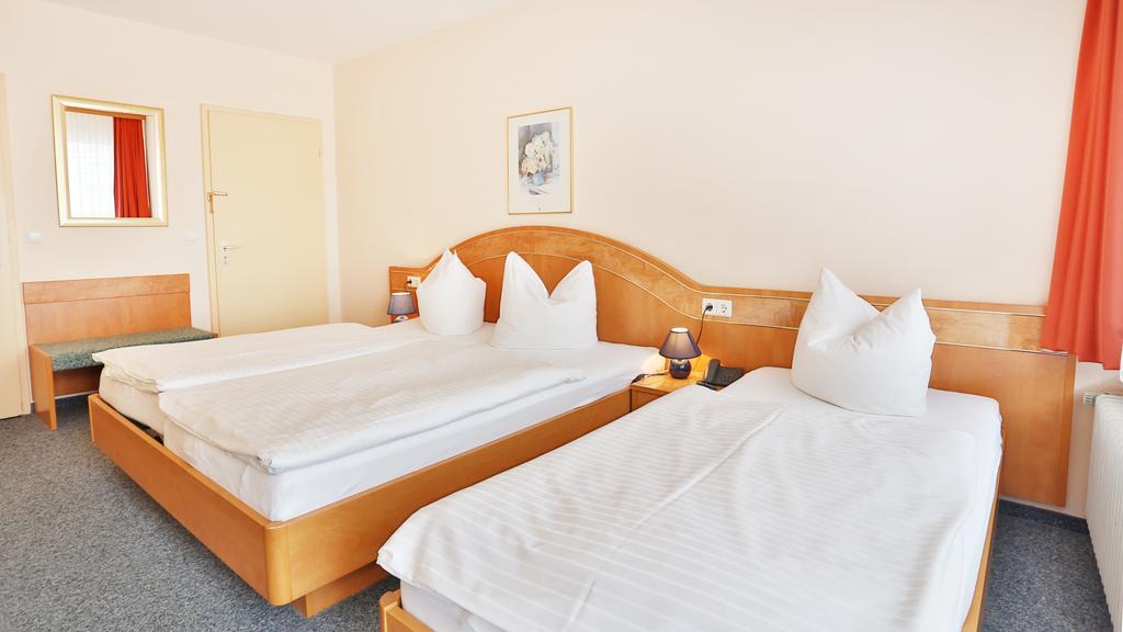 Hotel Europa Πφορτζχάιμ Εξωτερικό φωτογραφία